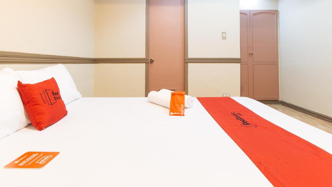 Reddoorz Plus At Canley Residential Pasig City Bagian luar foto