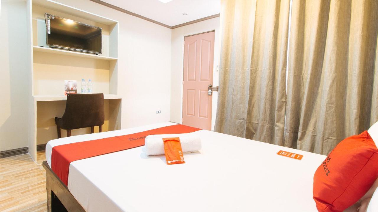 Reddoorz Plus At Canley Residential Pasig City Bagian luar foto