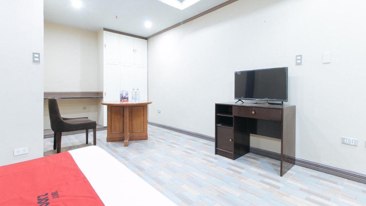 Reddoorz Plus At Canley Residential Pasig City Bagian luar foto