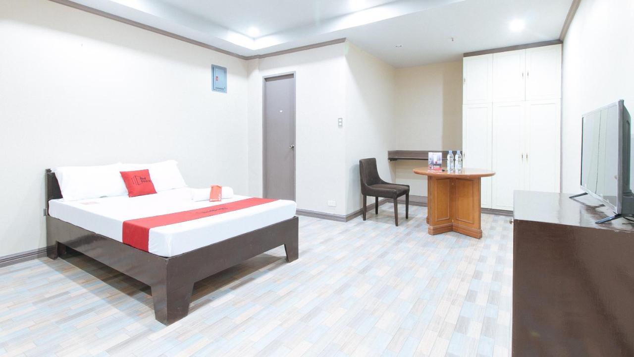 Reddoorz Plus At Canley Residential Pasig City Bagian luar foto