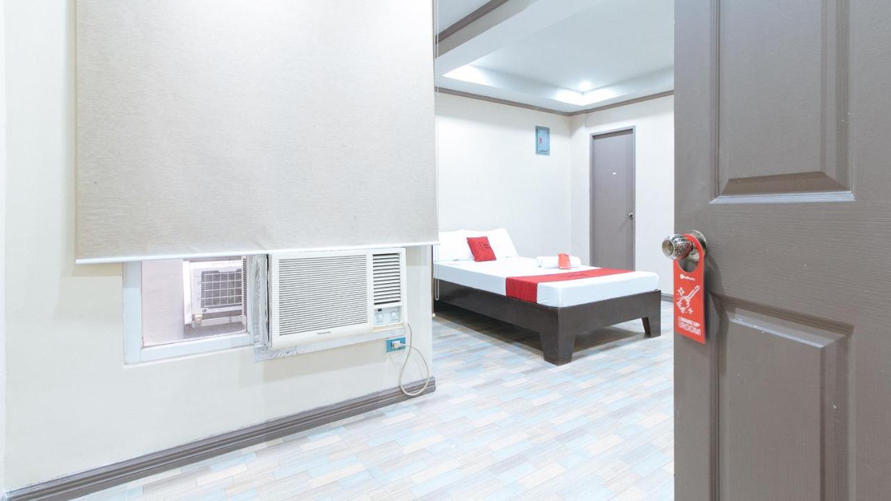 Reddoorz Plus At Canley Residential Pasig City Bagian luar foto