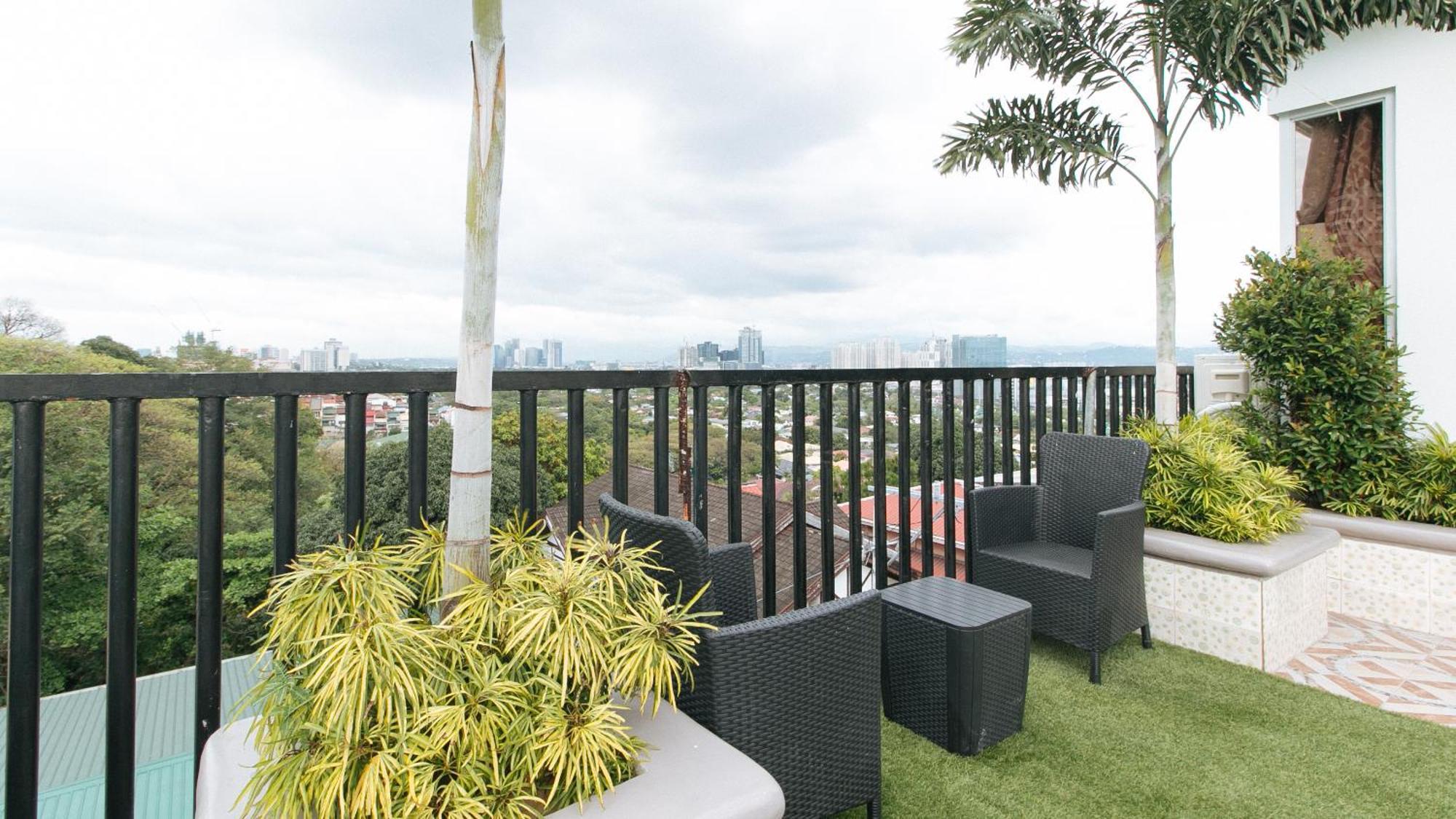 Reddoorz Plus At Canley Residential Pasig City Bagian luar foto