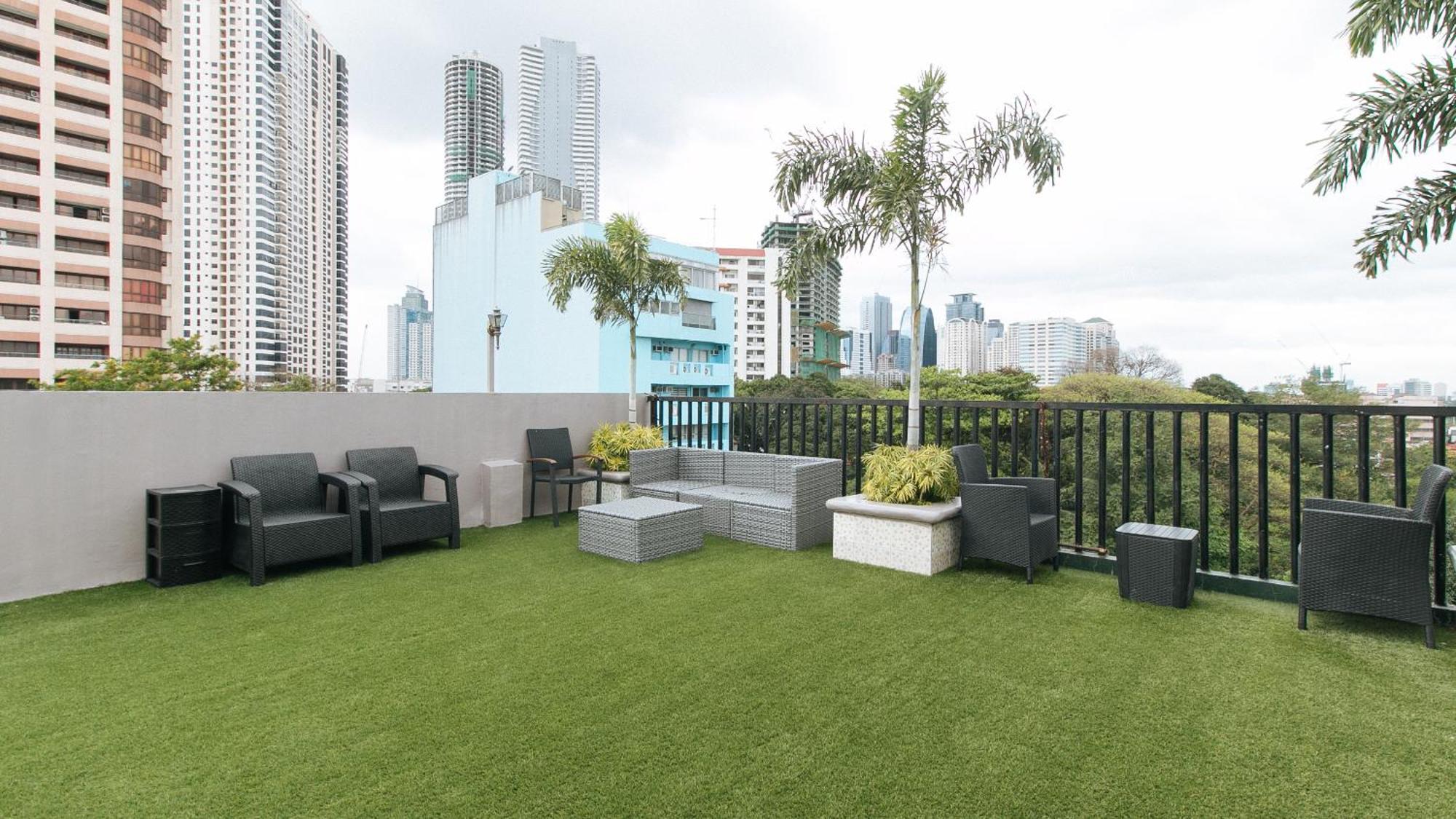 Reddoorz Plus At Canley Residential Pasig City Bagian luar foto